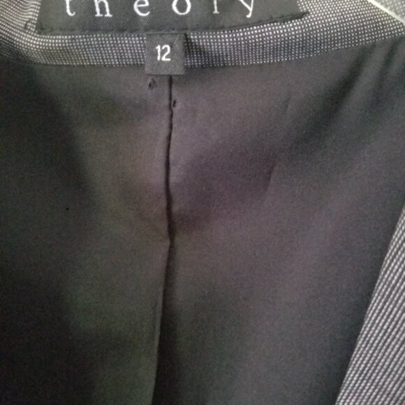Theory Blazer Virgin Wool Jacket sz 12 - Picture 3 of 6